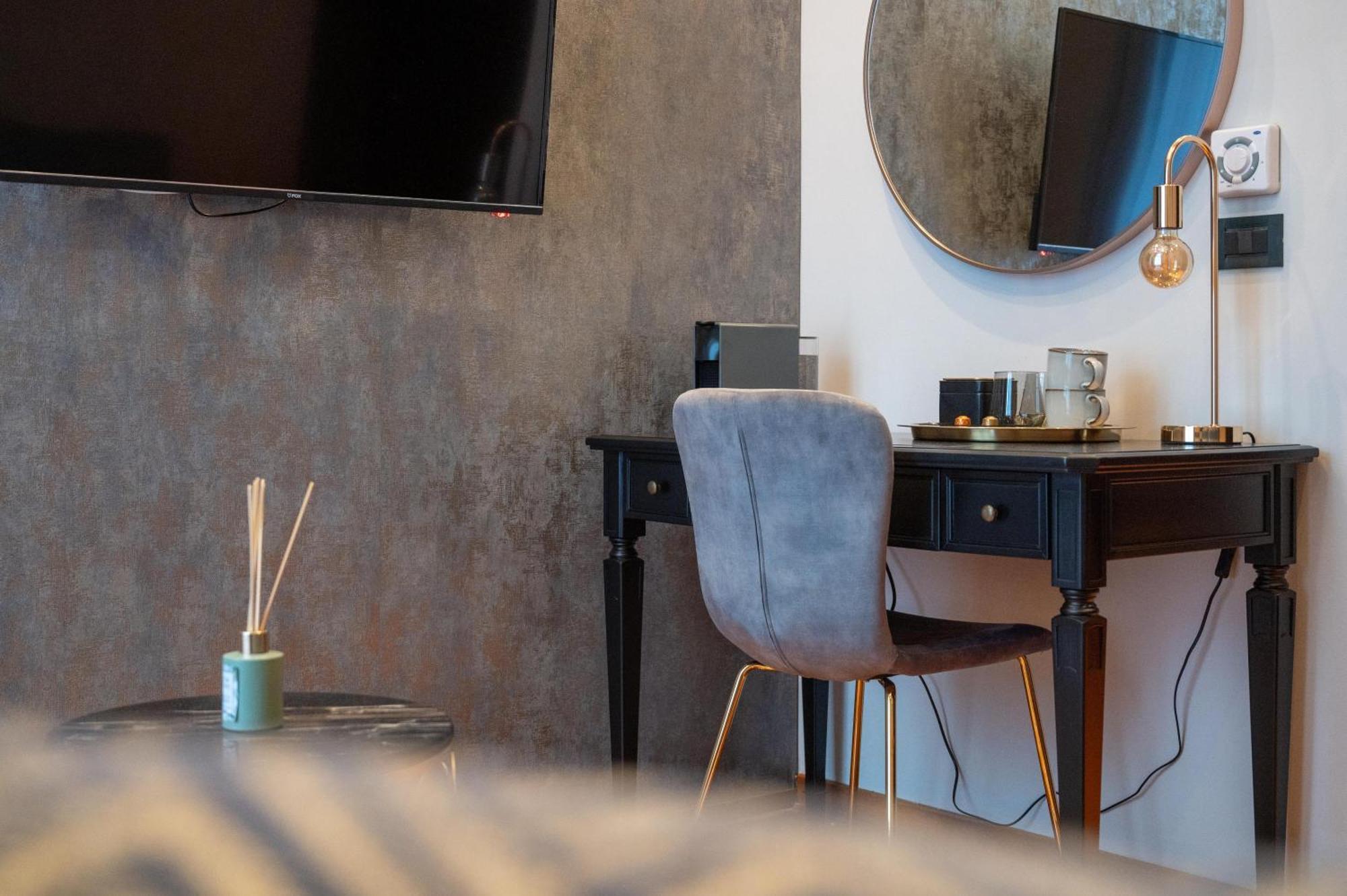Natali Luxury Suites- Mini Rooms Belgrado Esterno foto