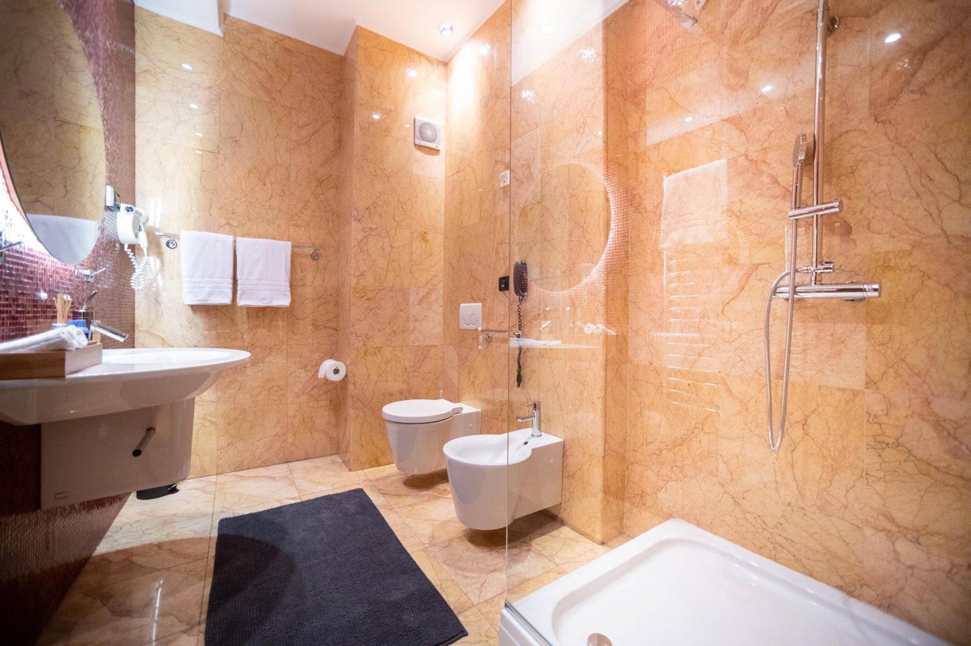 Natali Luxury Suites- Mini Rooms Belgrado Esterno foto